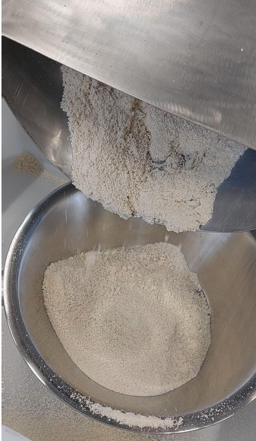 Production et cuisson de la semoule d'attiéké